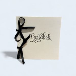 Gestabók - hvít með svörtu letri