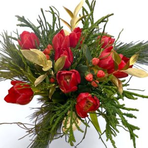 Túlípanavöndur með gylltum greinum