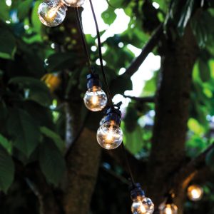 Lucas 10 ljósa sería, start, svört snúra - hvít ljós