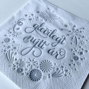 Servíettur Gleðileg nýtt ár - hvítar/silfur